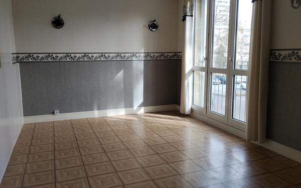 Appartement à louer    3 pièces •  Massy