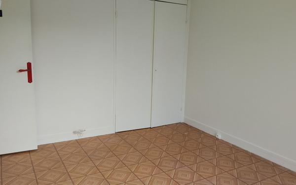 Appartement à louer    3 pièces •  Massy