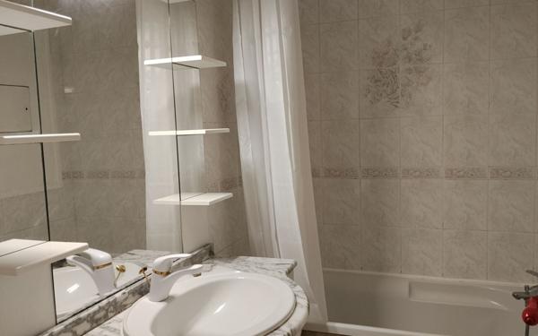 Appartement à louer    3 pièces •  Massy