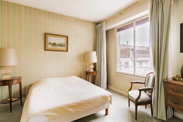 Appartement Paris 7e - PLACE DE BRETEUIL