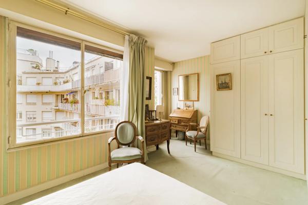 Appartement Paris 7e - PLACE DE BRETEUIL