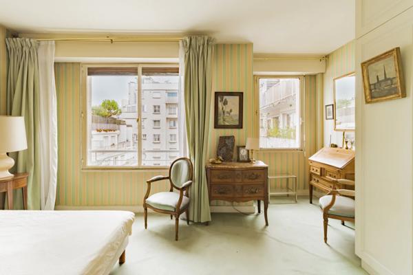 Appartement Paris 7e - PLACE DE BRETEUIL