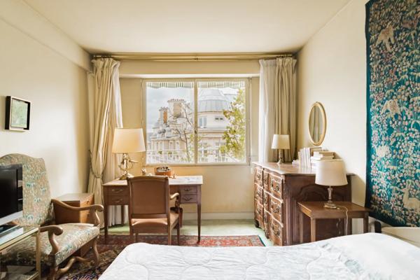 Appartement Paris 7e - PLACE DE BRETEUIL