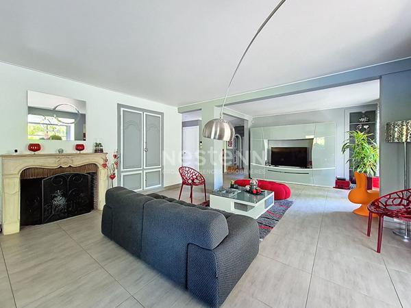 Maison Lamorlaye 7 pièce(s) 226 m2, parc 4000 m² avec piscine chauffée