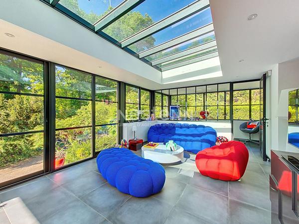 Maison Lamorlaye 7 pièce(s) 226 m2, parc 4000 m² avec piscine chauffée