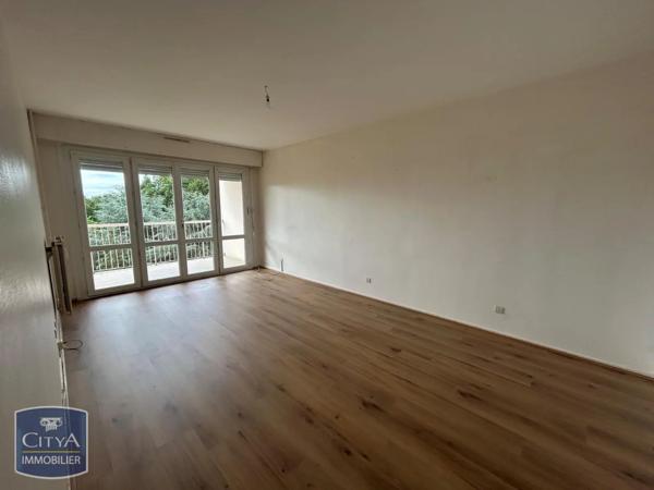 Appartement à louer 4 pièces 79.39m² Le Mans (72000)
