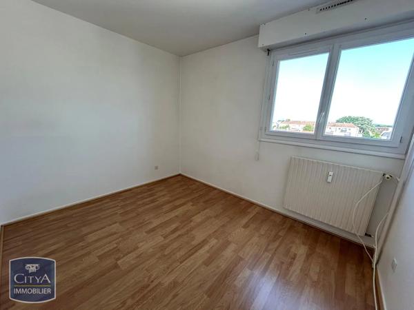Appartement à louer 4 pièces 79.39m² Le Mans (72000)
