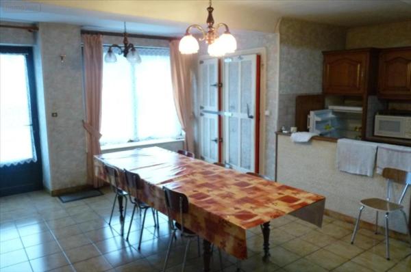 Maison à vendre à Neuilly-le-Vendin en Mayenne (53250), ref : 53075DLS25004