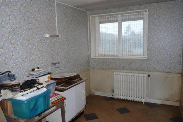 Maison à vendre à Neuilly-le-Vendin en Mayenne (53250), ref : 53075DLS25004