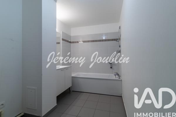 Appartement à vendre 3 pièces 57,55 m² Jouy-le-Moutier