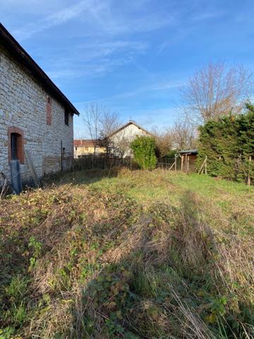 Dpt Ain (01), à vendre NURIEUX VOLOGNAT Ancien Hotel-Restaurant - Terrain de 1 338,00 m²