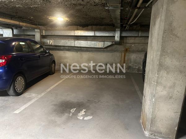 Bureaux (modifiable en habitation) 150m² avec PARKING - Grand standing au coeur d'Avignon intra-muros