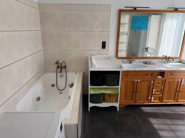 Maison à vendre 5 pièces 180m2 MONTCEAU LES MINES (71)