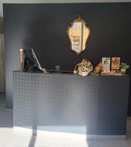 Droit au bail local artisanal/commercial de 75m2 à ORAISON