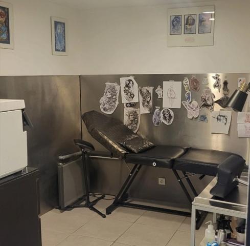 Droit au bail local artisanal/commercial de 75m2 à ORAISON