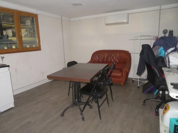 Fonds de GARAGE AUTOS, réparations et entretien toutes MARQUES A vendre DIGNE LES BAINS (04)