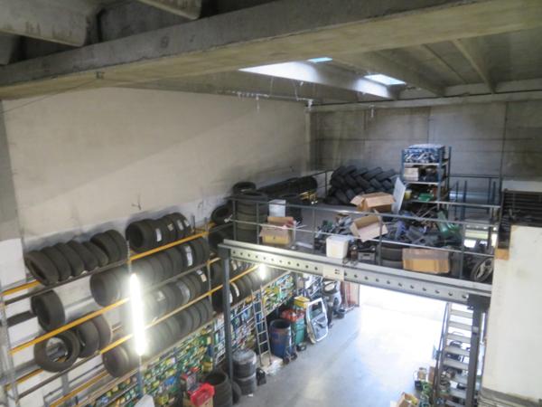 Fonds de GARAGE AUTOS, réparations et entretien toutes MARQUES A vendre DIGNE LES BAINS (04)