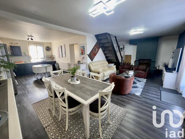 Maison à vendre 5 pièces 138 m² Courville-sur-Eure