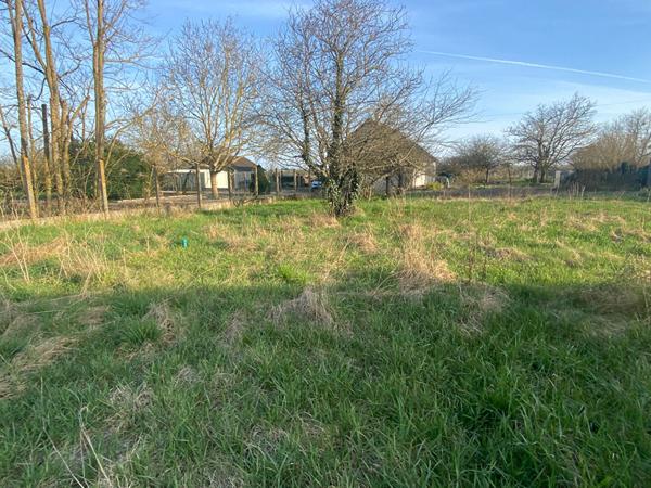 Terrain Mont Pres Chambord 858 m²