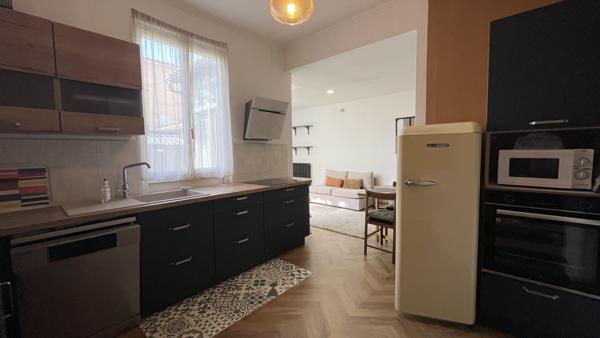 Maison
                                                                                                                                                                                                                                                                                                                        2 pièce(s)                                                                                                                                                                                                          1 chambre(s)                                                                                                                                                                                                          46.74  m²