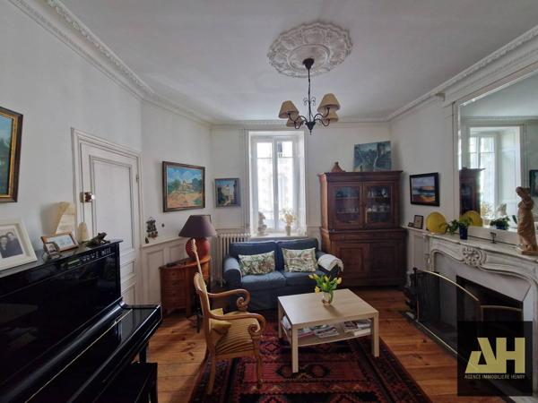 EXCLUSIVITÉ - ST MICHEL - CHARMANTE MAISON DE VILLE  - 180 M2  - JOLI JARDIN CLOS - GARAGE