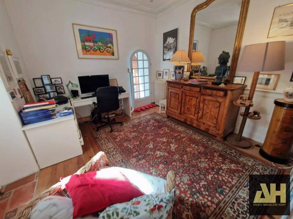 EXCLUSIVITÉ - ST MICHEL - CHARMANTE MAISON DE VILLE  - 180 M2  - JOLI JARDIN CLOS - GARAGE