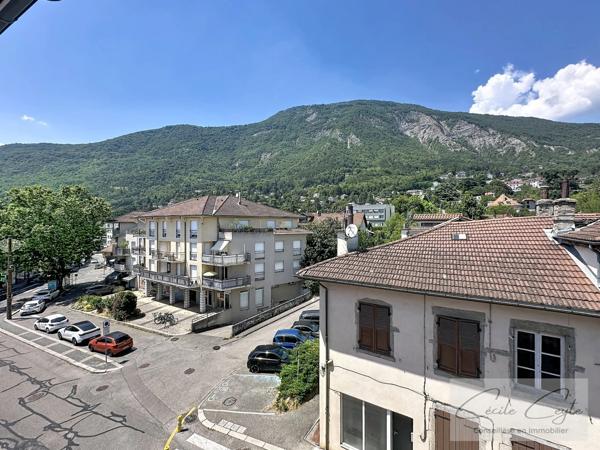 LA TRONCHE (38), Appartement 2 pièces avec une vue dégagée sur Belledonne