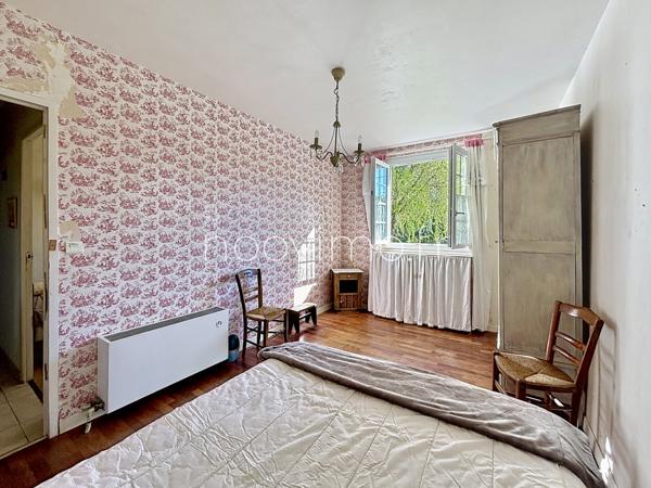 Plain-pied, 3 chambres, garage, beau jardin