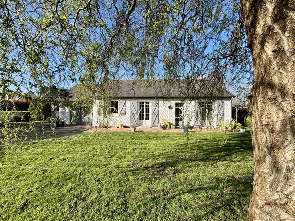 Plain-pied, 3 chambres, garage, beau jardin