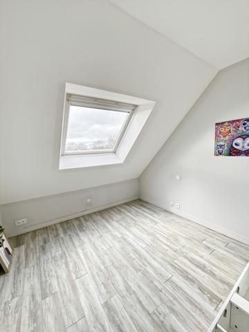 Ploeren (56880) Super Duplex en Plein Centre de Ploeren.