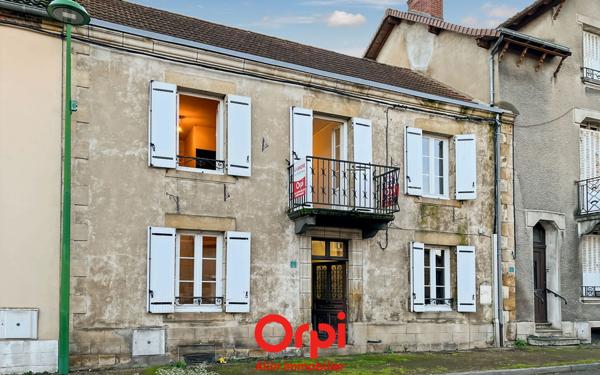 Maison à vendre    4 pièces •  Montmarault