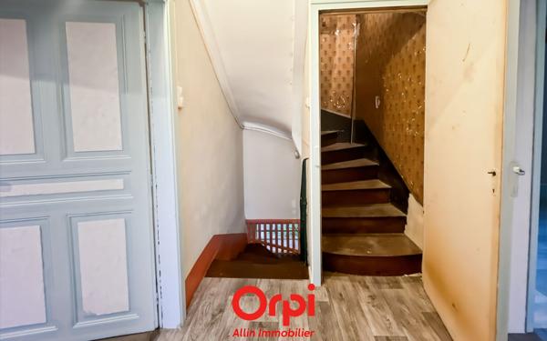 Maison à vendre    4 pièces •  Montmarault