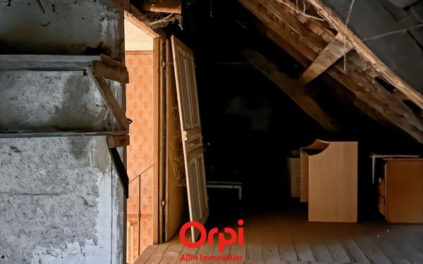 Maison à vendre    4 pièces •  Montmarault