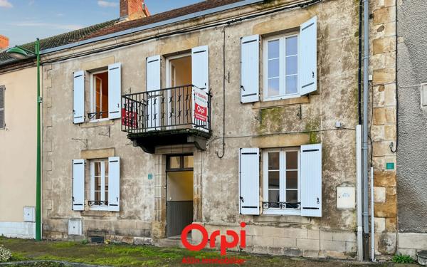 Maison à vendre    4 pièces •  Montmarault