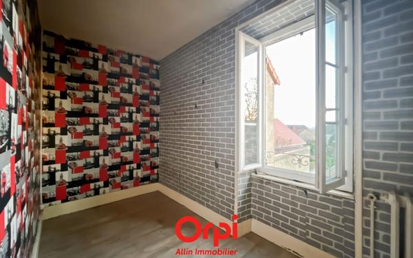 Maison à vendre    4 pièces •  Montmarault