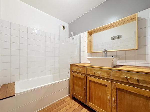 Appartement 75m2 - 2 chambres et garage