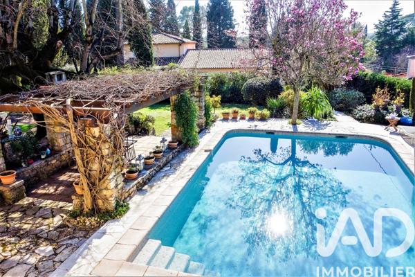 Maison à vendre 7 pièces 179 m² Mougins