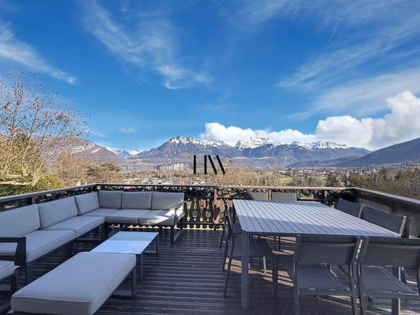 Chalet à vendre - entièrement rénovée avec vue panoramique lac et montagne - 8 pièces SEVRIER (74)