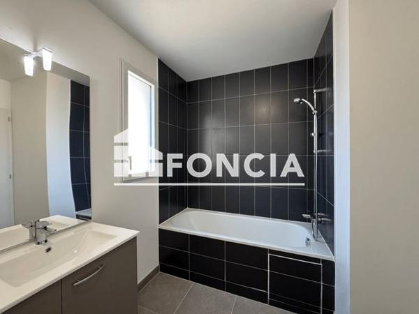 Location Maison 4 pièces 102.4 m² - 42 RUE DU 19 MARS 1962 Rennes 35000