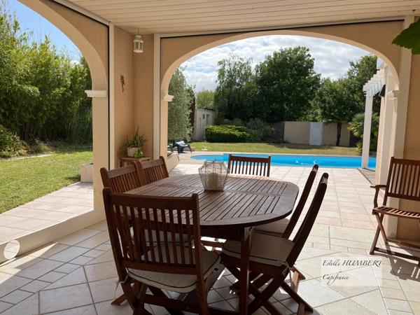 Maison 210m2, 6 pièces-3 garages (85)
