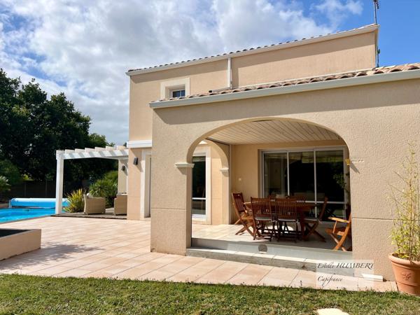 Maison 210m2, 6 pièces-3 garages (85)