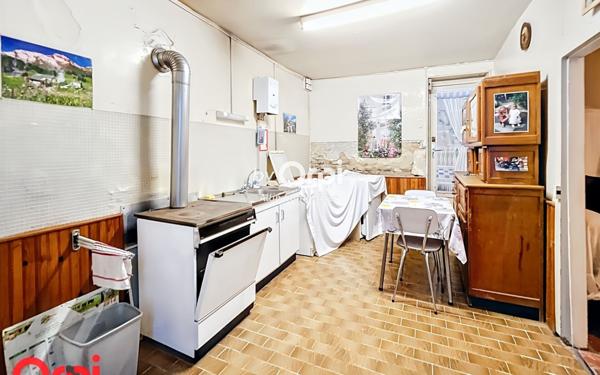 Maison à vendre    2 pièces •  Montmarault