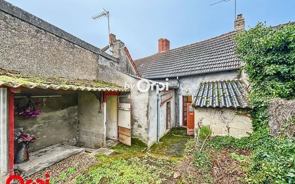 Maison à vendre    2 pièces •  Montmarault