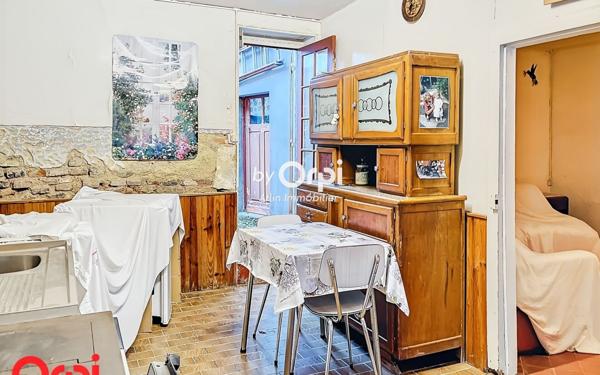 Maison à vendre    2 pièces •  Montmarault