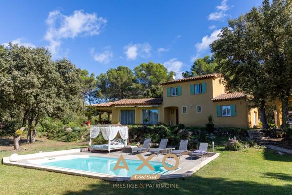 ROGNES - ENSEMBLE IMMOBILIER - PISCINE - CARPORT - TERRAIN  4000 M2 - POSSIBILITE DETACHEMENT - 1 200 000