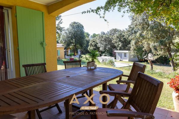 ROGNES - ENSEMBLE IMMOBILIER - PISCINE - CARPORT - TERRAIN  4000 M2 - POSSIBILITE DETACHEMENT - 1 200 000