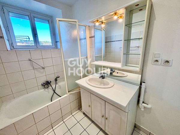 Appartement Lachapelle Sous Aubenas 2 pièces avec place de stationnement