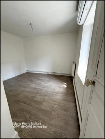 Maison de 7 pièces à SOUBREBOST (23)
