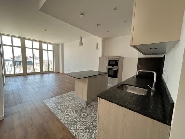 Location Appartement T2 - POITIERS - Centre Ville