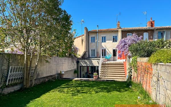 Maison à vendre    6 pièces •  Gaillac